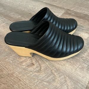 Beklina clogs